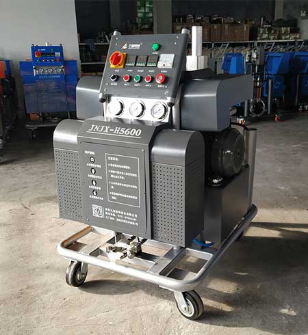 H5600聚脲施工設備